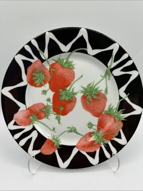4 Limoges “Fraise Florida” French Luncheon Plates 1987